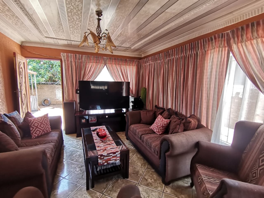 3 Bedroom Property for Sale in Lethlabile North West